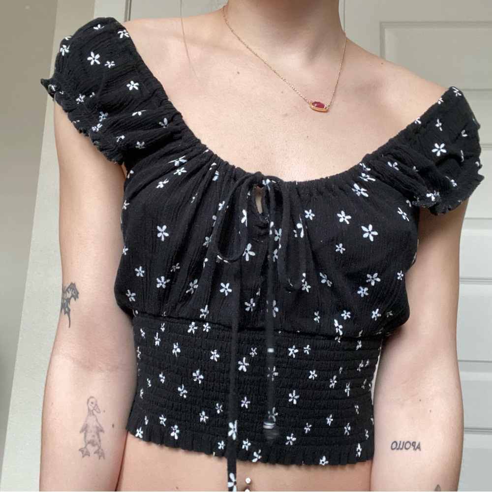 Black and White Floral Crop Top
